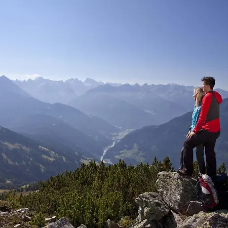 In Tyrol Near Slopes, Cleaning Included *